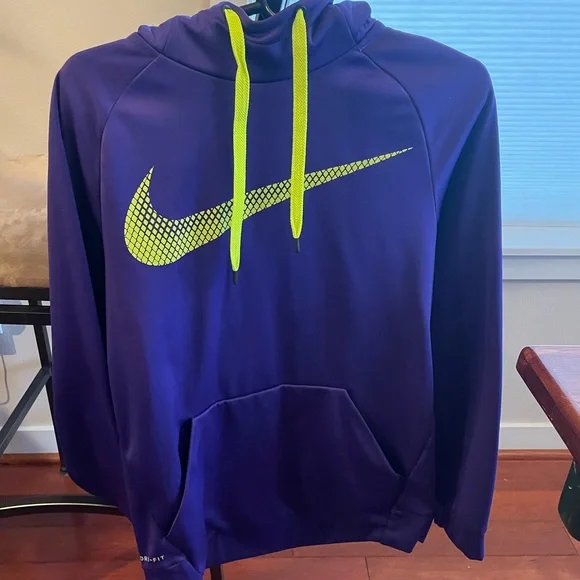 Nike pullover hoodie - Picture 1 of 6